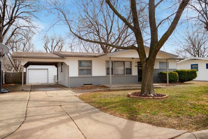 1418 N Baltimore Ave, Derby, KS 67037