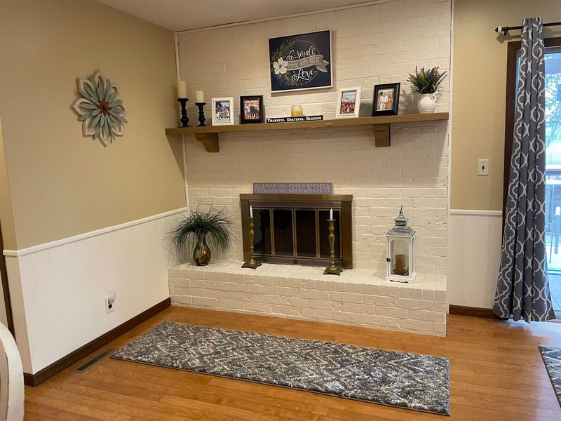 516 S Floyd St, Wichita, KS 67209