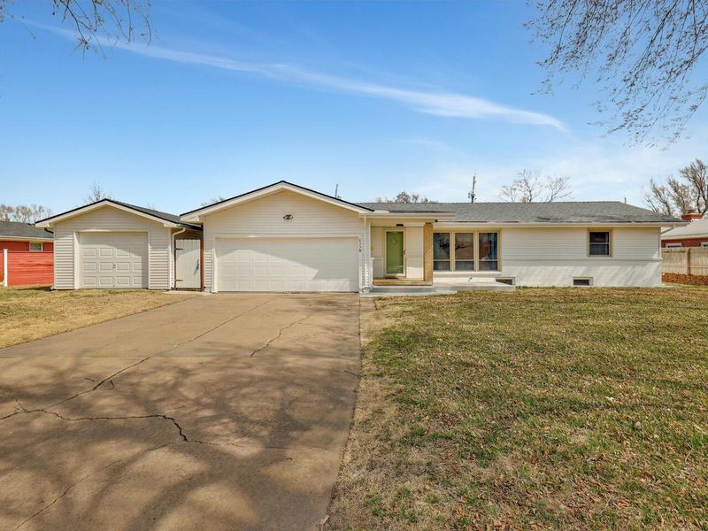 2330 N Halstead, Wichita, KS 67204