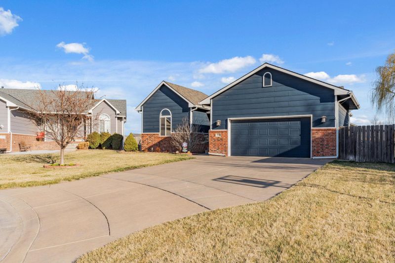 2309 S Milstead Ct, Wichita, KS 67209