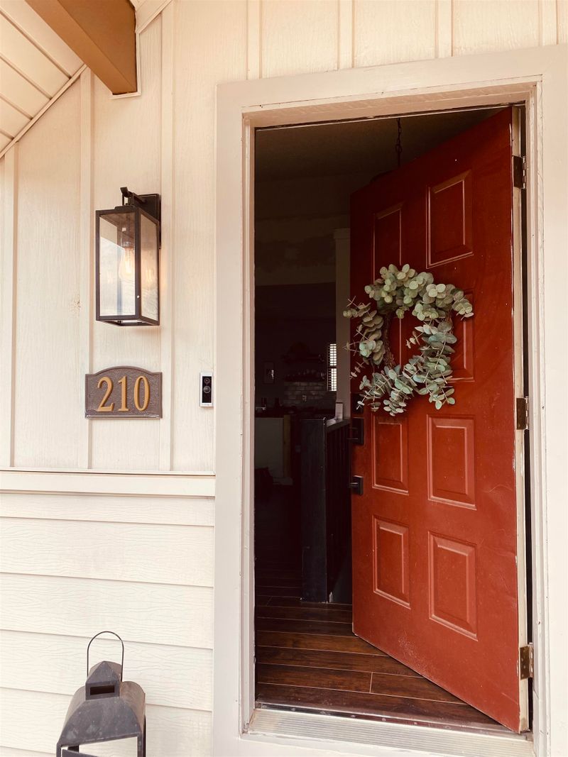 210 W Swanee Dr, Goddard, KS 67052