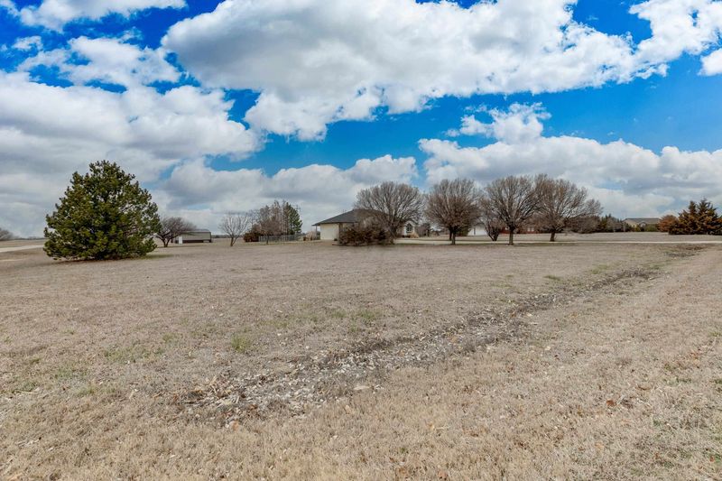 9035 S Posey Ct, Derby, KS 67037