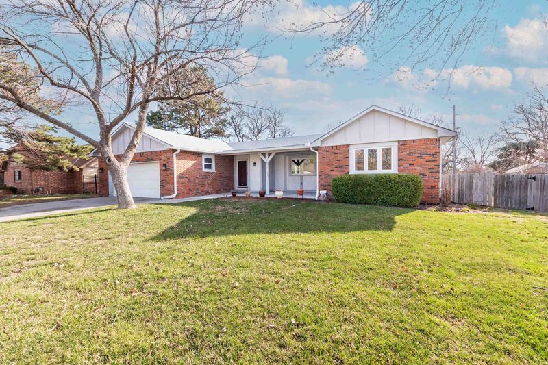 1932 Marc Ave, Andover, KS 67002