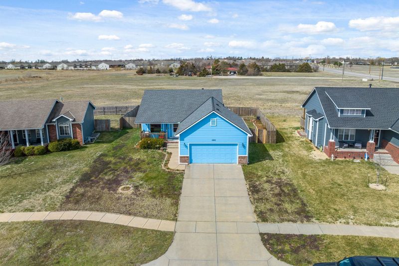 1425 N Spring Ridge Dr, Derby, KS 67037