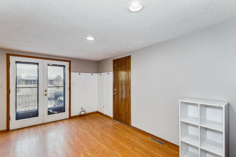 916 E 13th St S, Wellington, KS 67152