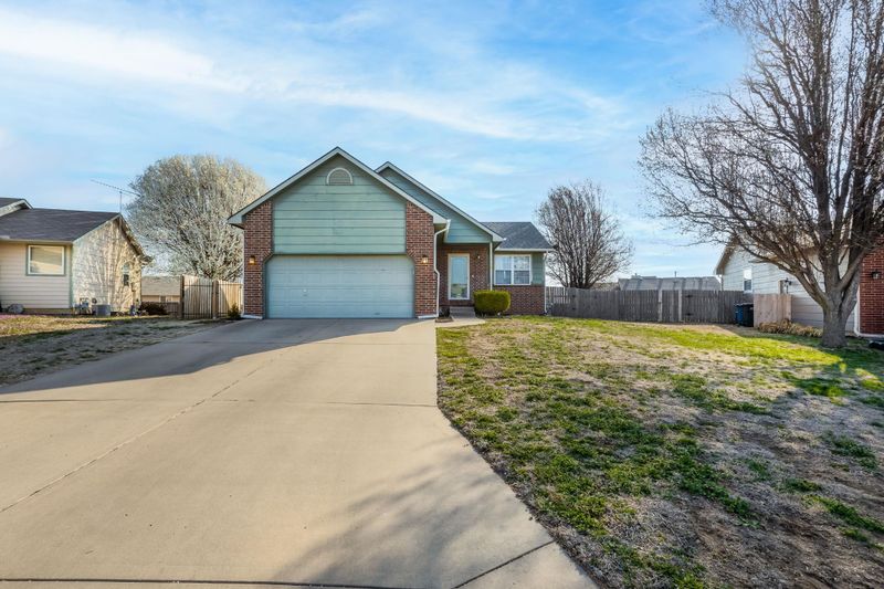 2508 Danbury Rd, Augusta, KS 67010