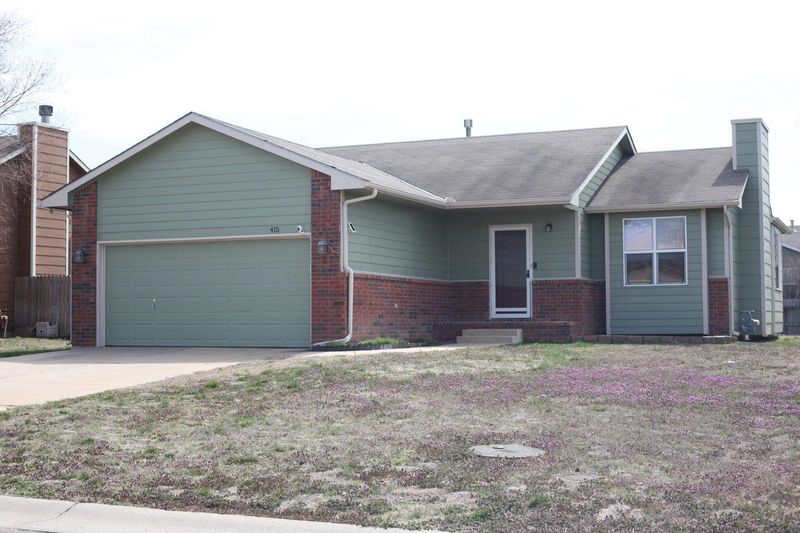 415 E Myers Ct, Mulvane, KS 67110