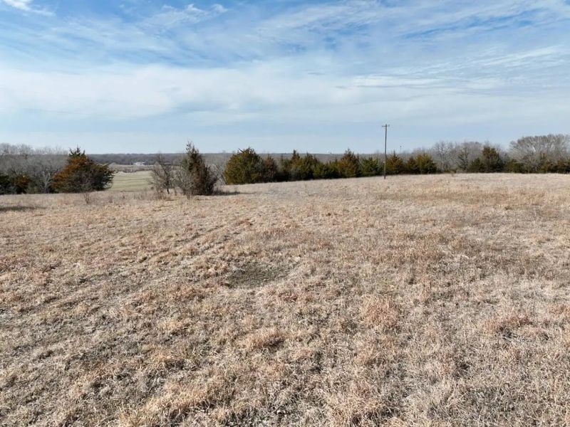 182 SE 20th St, El Dorado, KS 67042