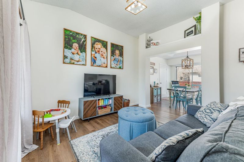416 E Oakwood, Rose Hill, KS 67133