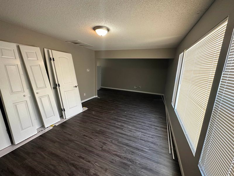 143 S Custer Ave, Wichita, KS 67213