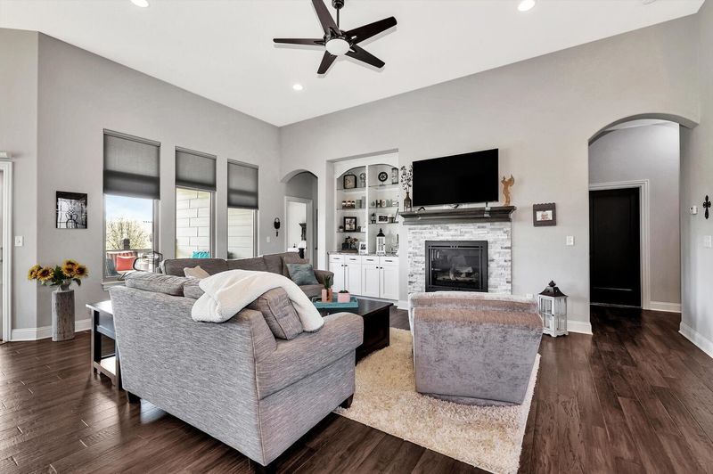 2218 N Rough Creek Rd, Derby, KS 67037