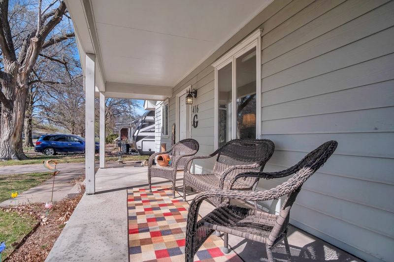 416 N Main, Hesston, KS 67062