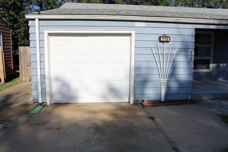 1118 S Quentin St, Wichita, KS 67218
