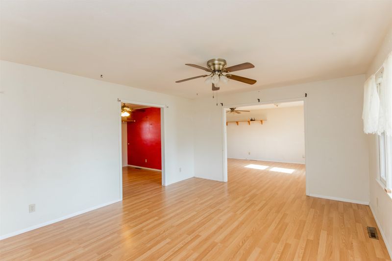 7251 Renee Ct, Udall, KS 67146