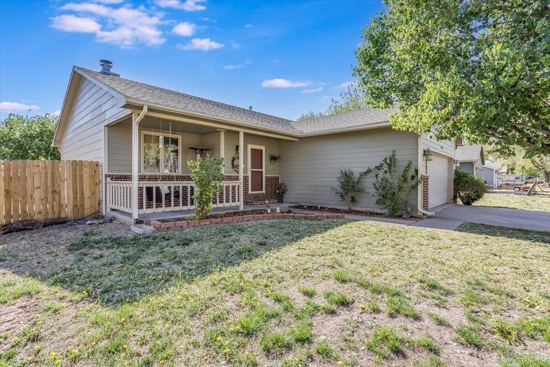 1130 N Burrows St, Belle Plaine, KS 67013