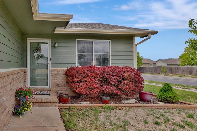 1814 E Autumn Pl, Goddard, KS 67052
