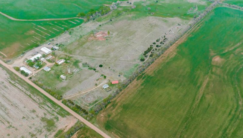 38323 W 55th St S, Cheney, KS 67025
