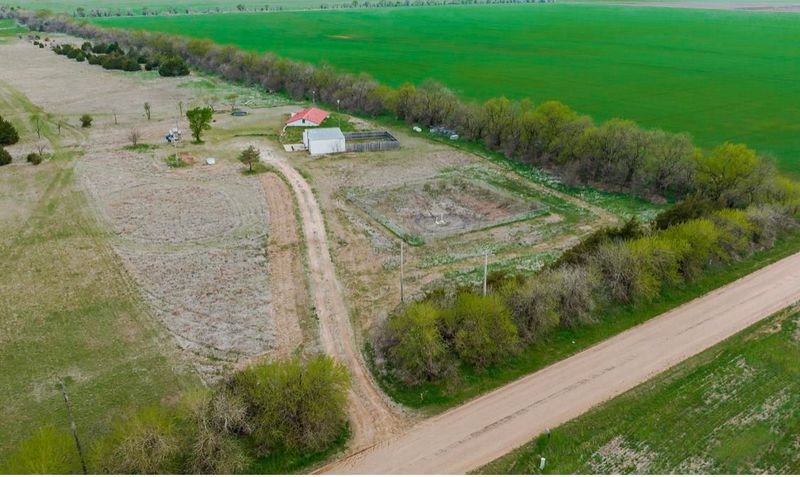 38323 W 55th St S, Cheney, KS 67025