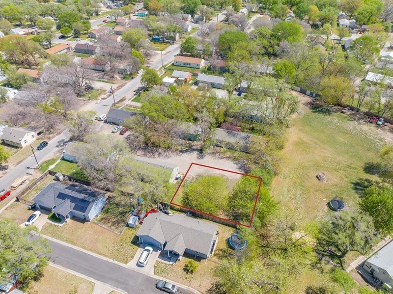 4311 E Bayley St, Wichita, KS 67218