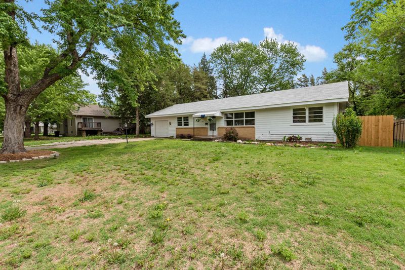 316 Harvey, Halstead, KS 67056