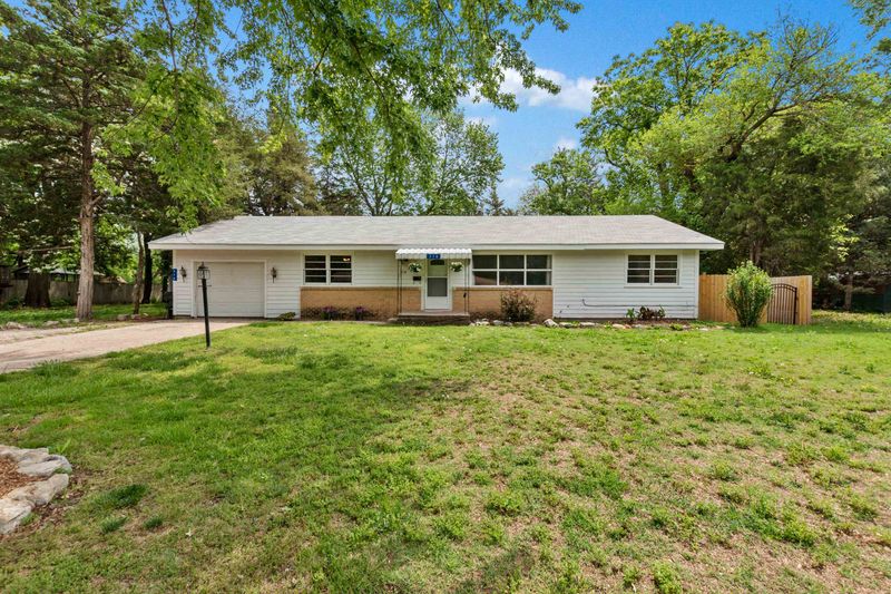 316 Harvey, Halstead, KS 67056