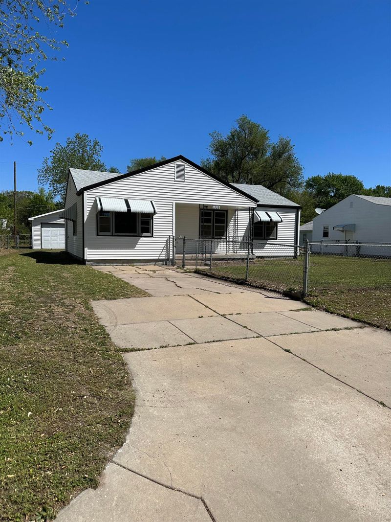 1408 E Alta, Wichita, KS 67216