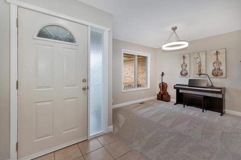 1401 E Ivy Hill Ct, Derby, KS 67037