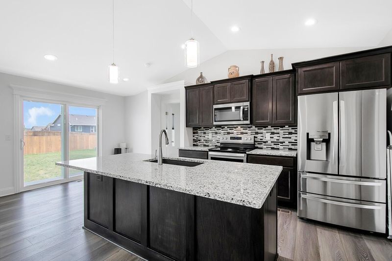 849 N Cloverleaf St, Goddard, KS 67052