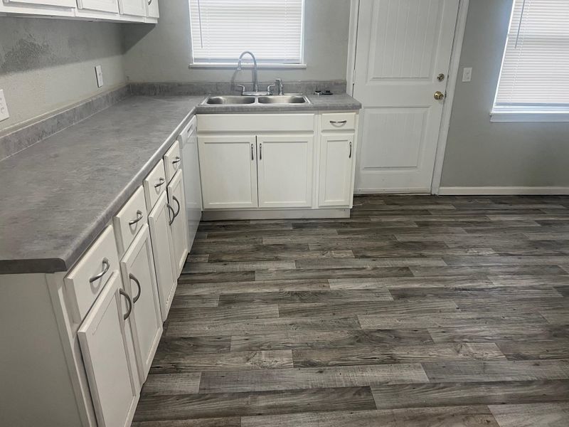 2139 W Haskell St, Wichita, KS 67213