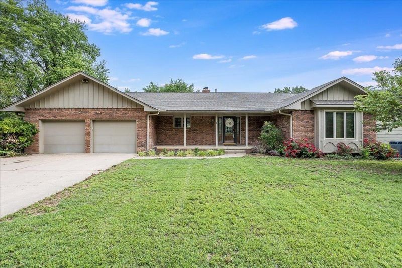408 E Helbert St, Mulvane, KS 67110