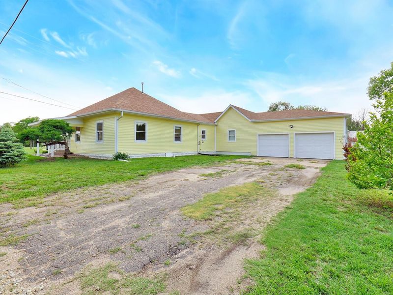 101 N Elm St, Goddard, KS 67052