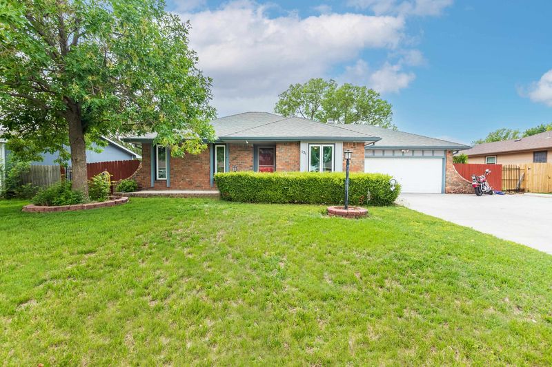 131 Brazos Dr, Goddard, KS 67052