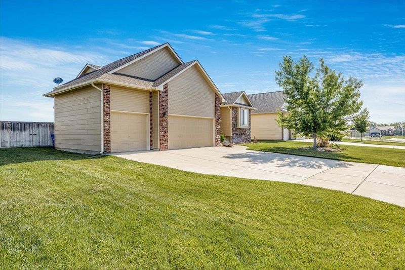 704 W Slate, Andover, KS 67002