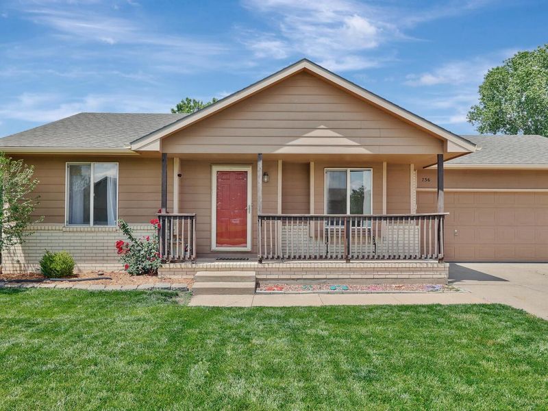 736 Laramie Cir, Maize, KS 67101