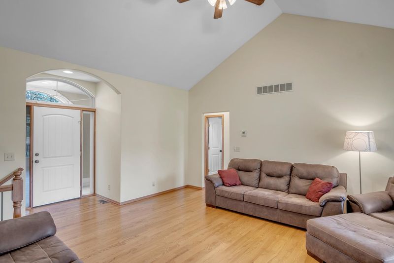 3017 S Duncan St, Newton, KS 67114