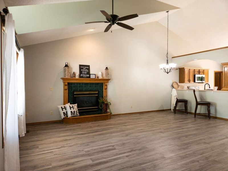 321 W Concord Rd, Andover, KS 67002