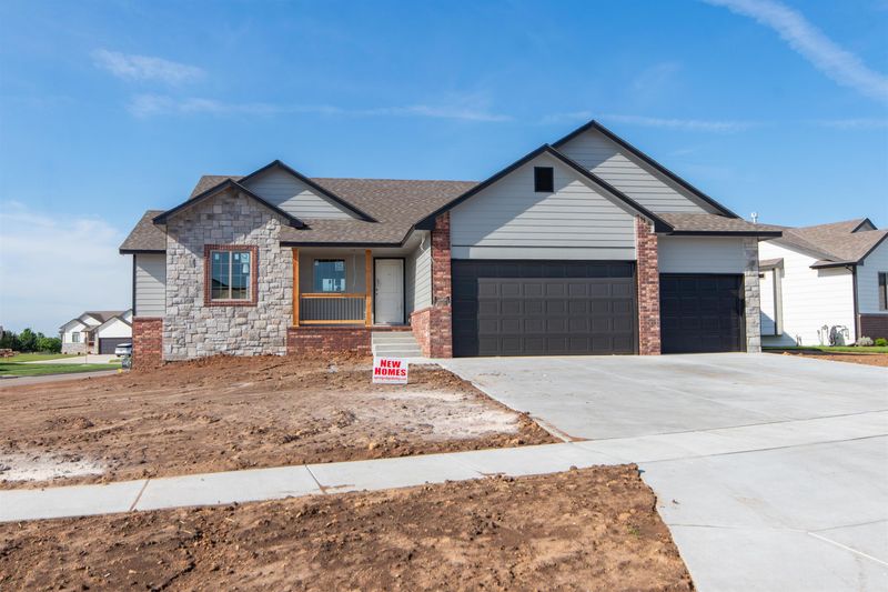 2526 New Spring Ct, Derby, KS 67037