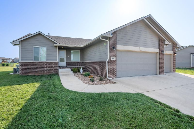800 Freedom St, Derby, KS 67037