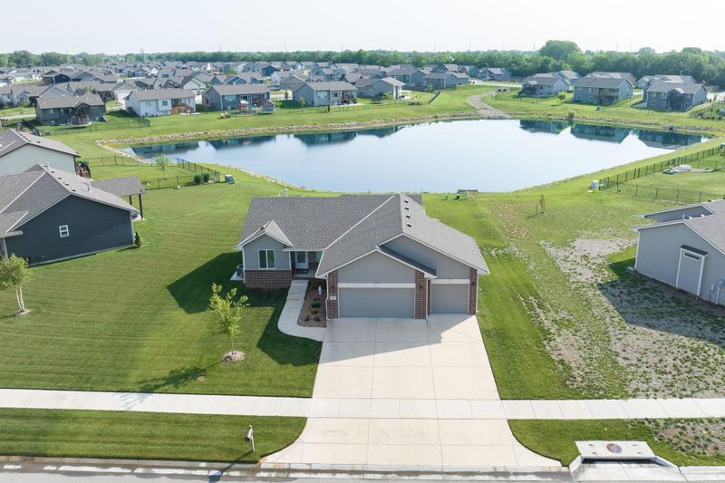 800 Freedom St, Derby, KS 67037