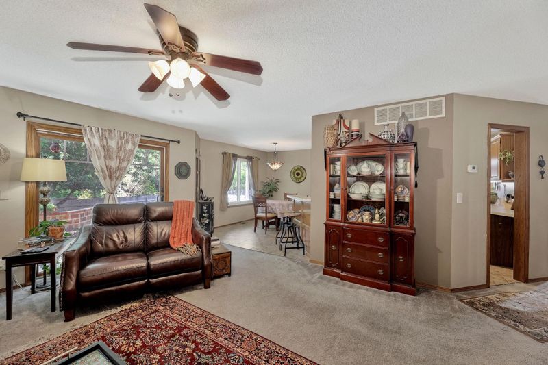 6529 E Rodeo, Bel Aire, KS 67226