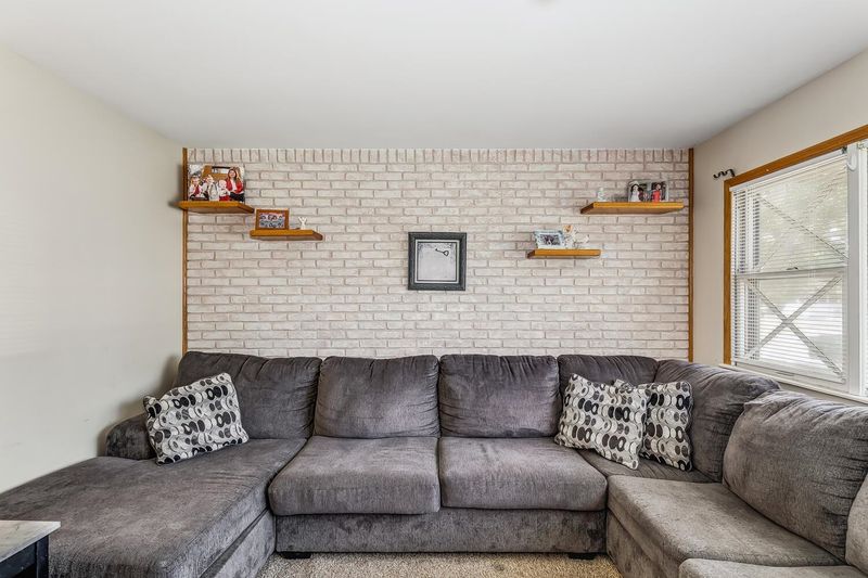 3027 S Bennett Ave, Wichita, KS 67217