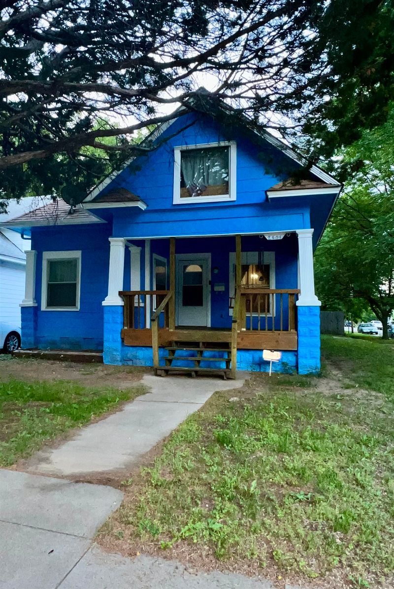 2501 E 2nd St N, Wichita, KS 67214