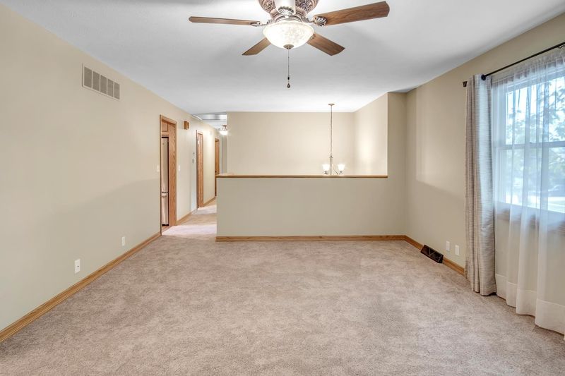 925 E Hulse St, Mcpherson, KS 67460