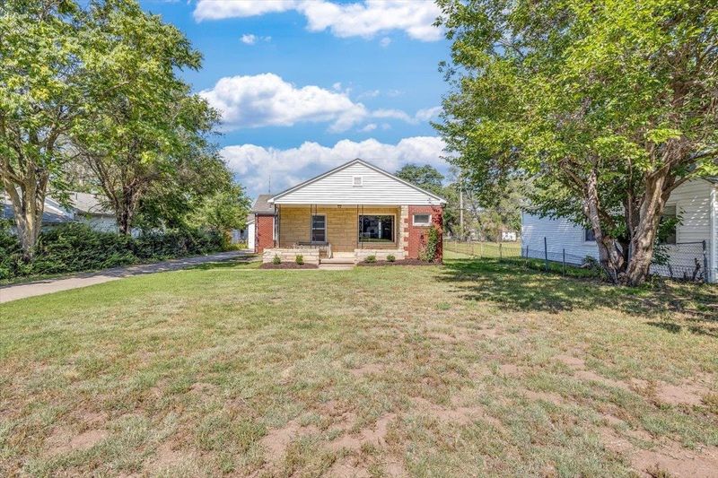 339 N Elder St, Wichita, KS 67212