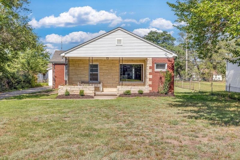 339 N Elder St, Wichita, KS 67212