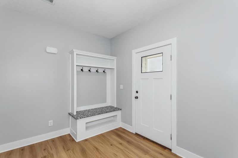 439 S Sweetwater Rd, Maize, KS 67101