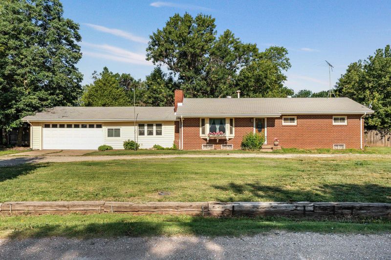 1231 S Reece Rd, Goddard, KS 67052-9329