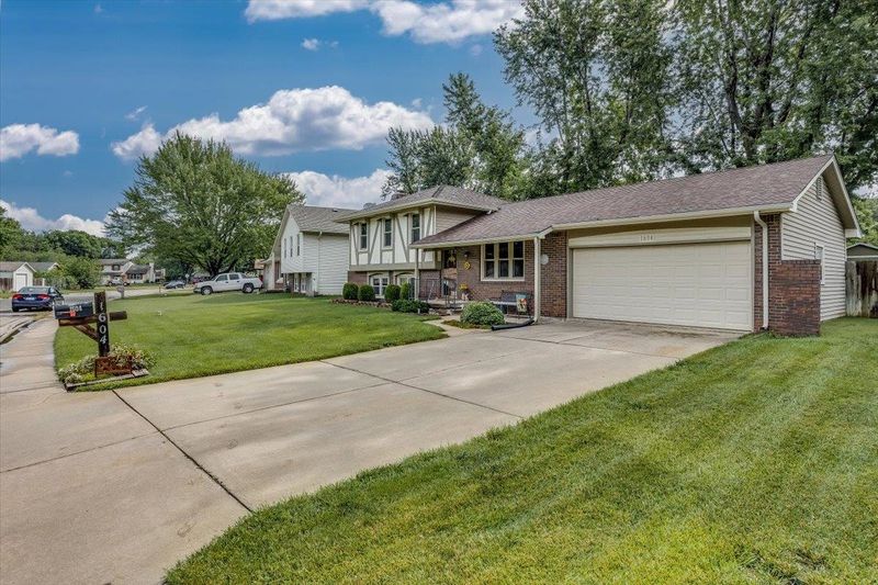 1604 N Baltimore Ave, Derby, KS 67037