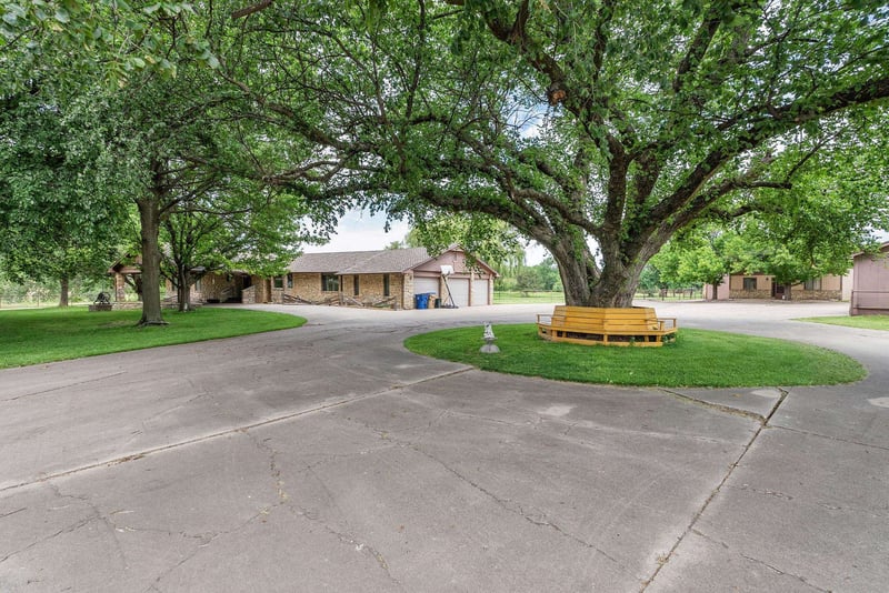 1600 E Patriot Ave, Derby, KS 67037