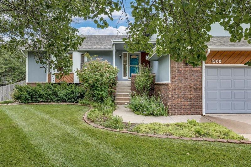 1500 E Pheasant Run St, Derby, KS 67037